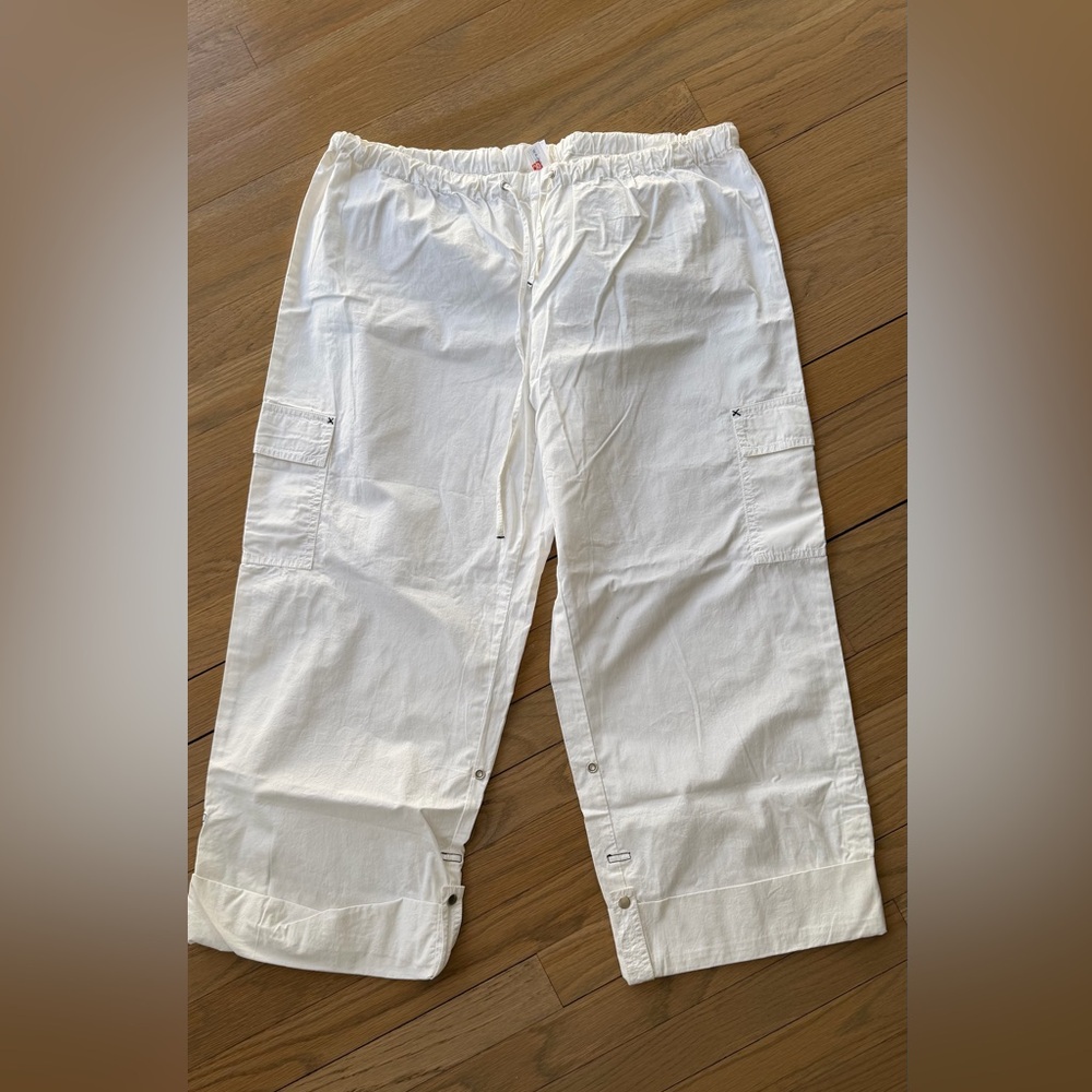 GAP White Woman’s Cargo Drawstring Straight adjustable lightweight summer pants